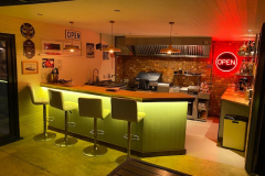 Outside-entaining-and-bar-7